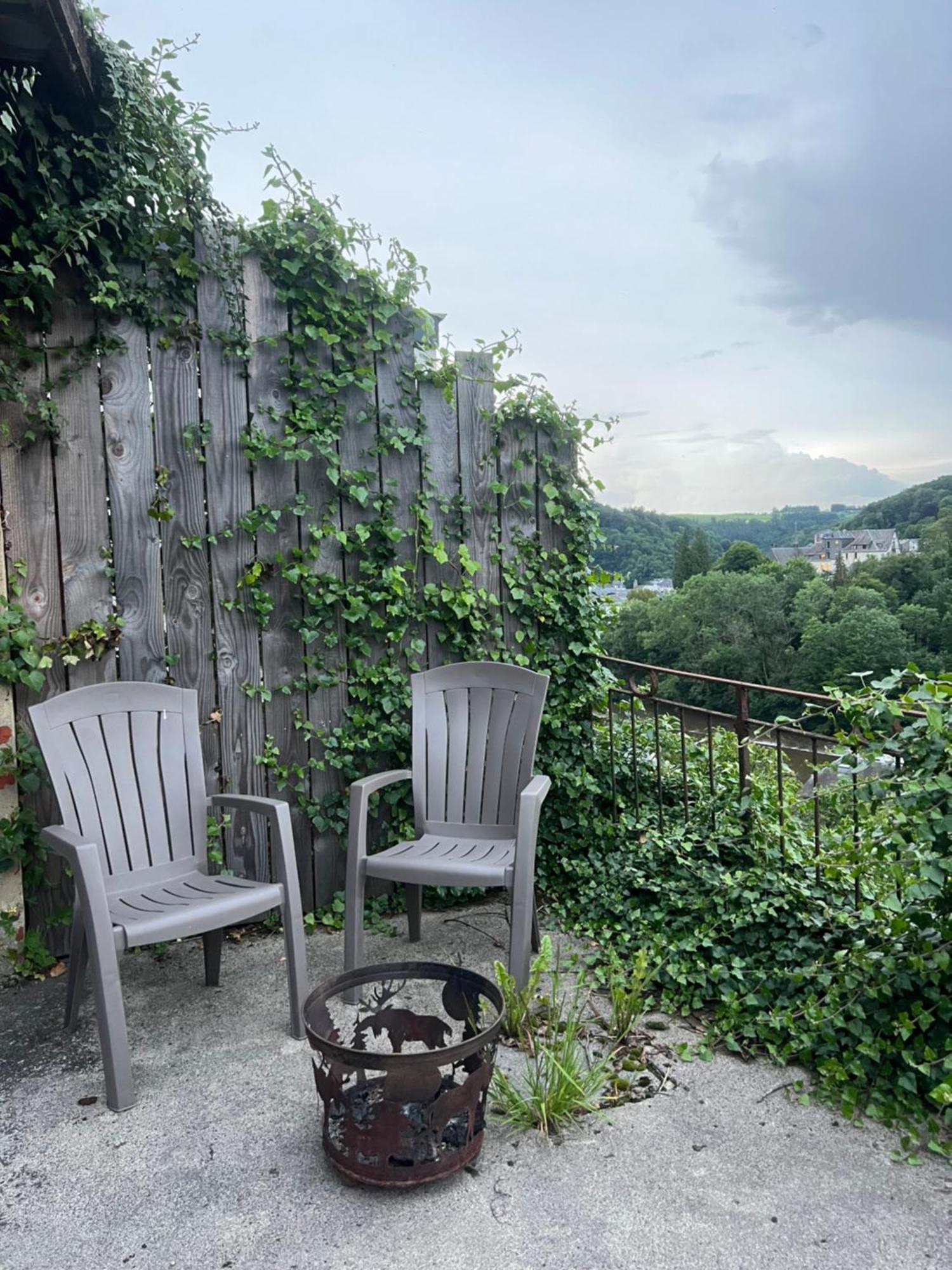 Hotel Bulle Time Flies - logement insolite à Bouillon Extérieur photo